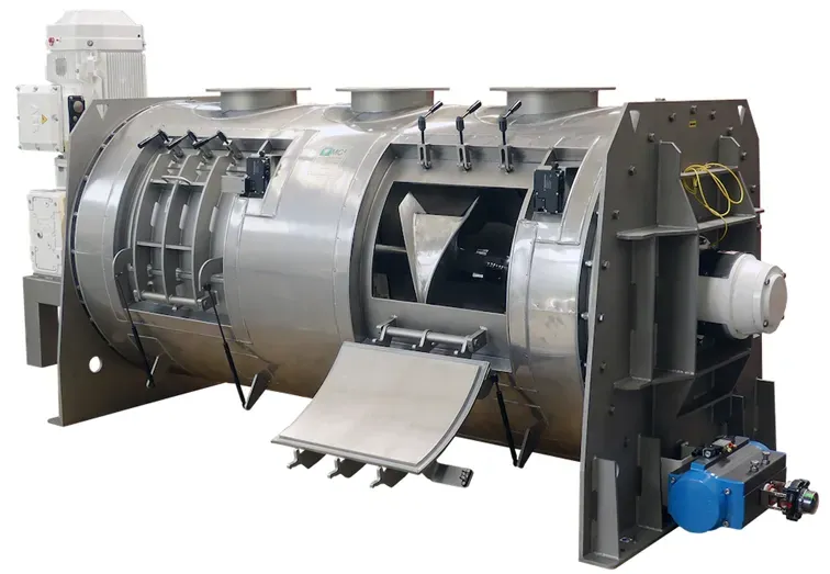 mélangeurs à socs ou à pales